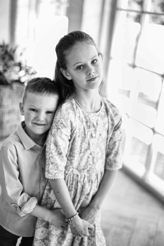 Старшая сестра