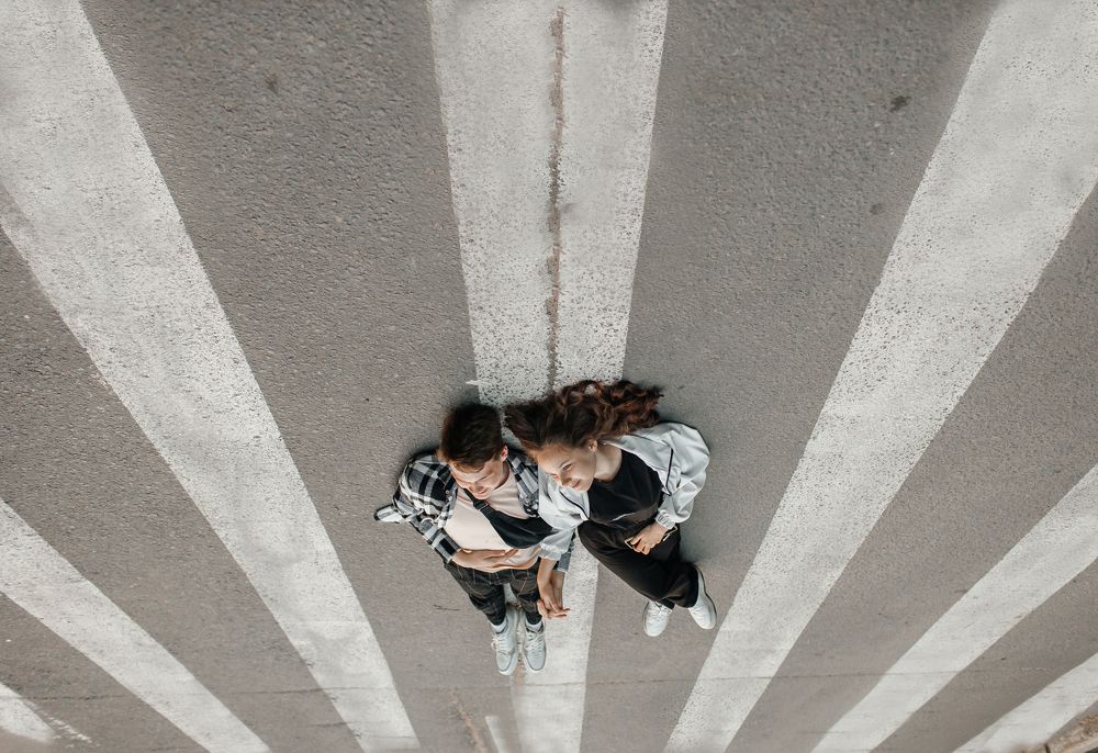 между небом и землей