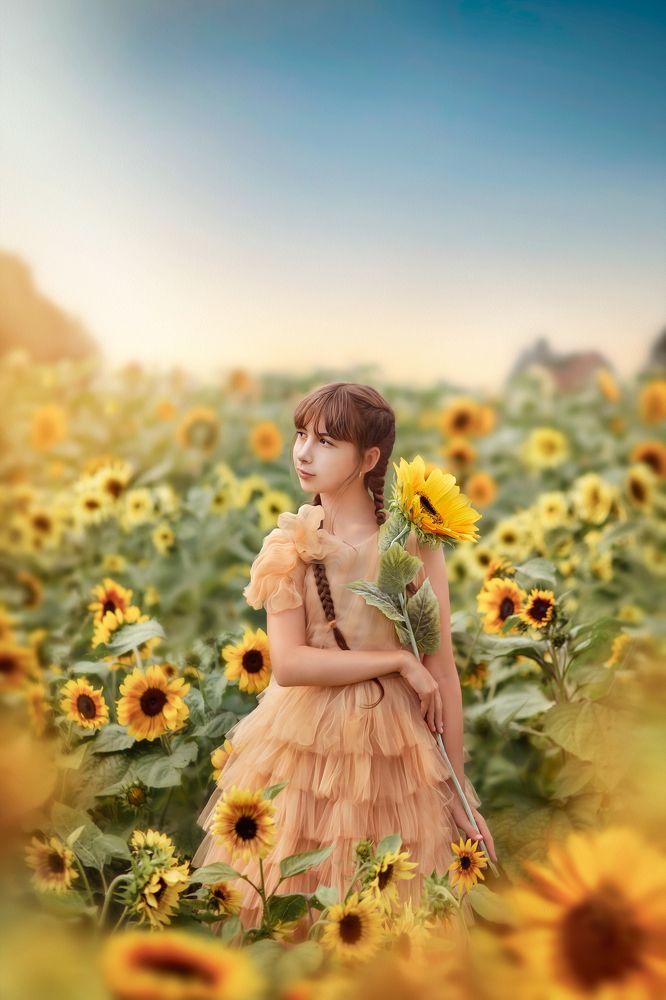 Sunflower, me and my camera