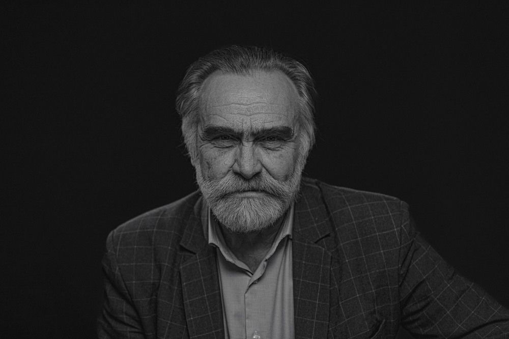 Художник Милованов