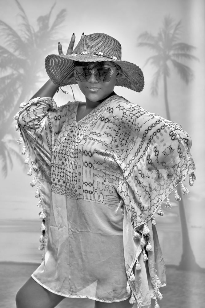 Black and white photo of a young Congolese girl