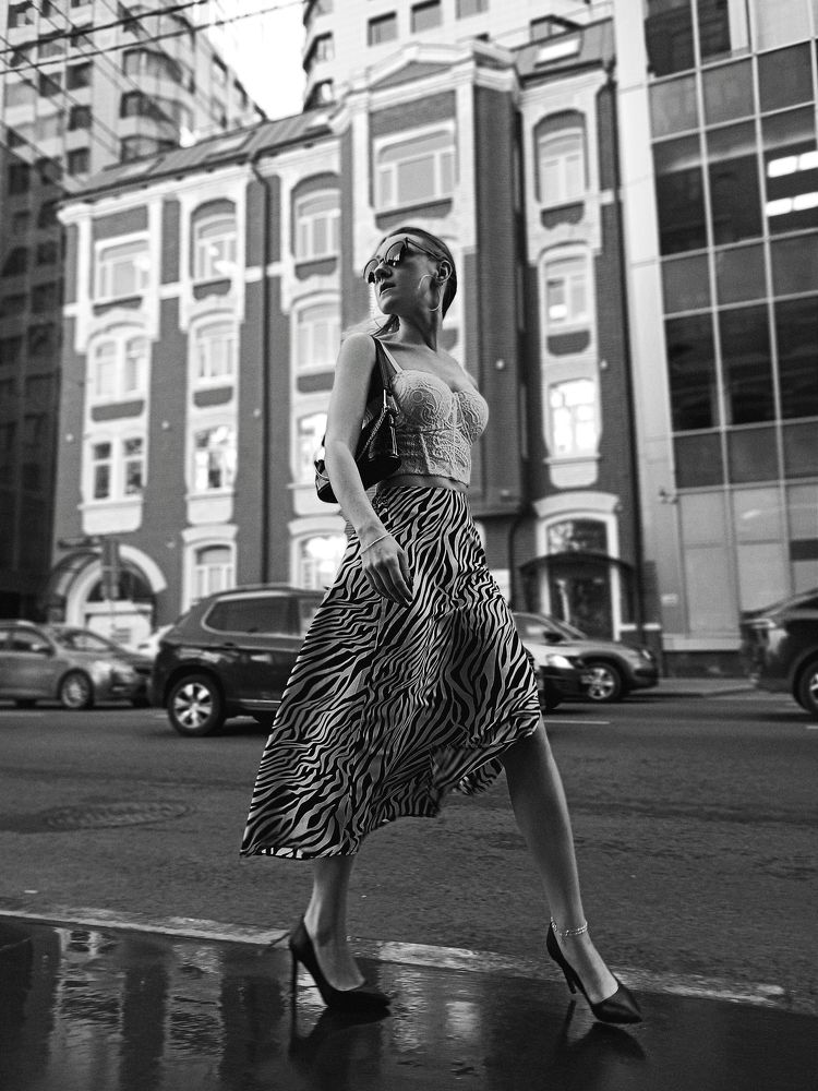 Девушка на улице