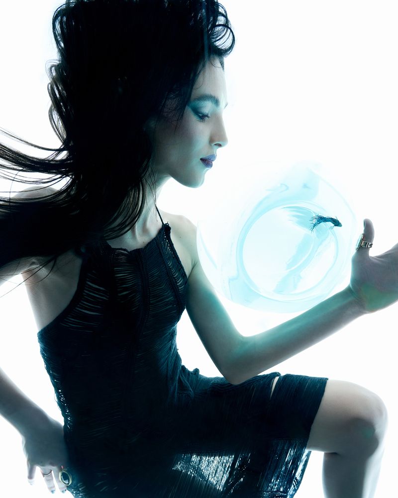 Photograph by Roman Zhuravlev