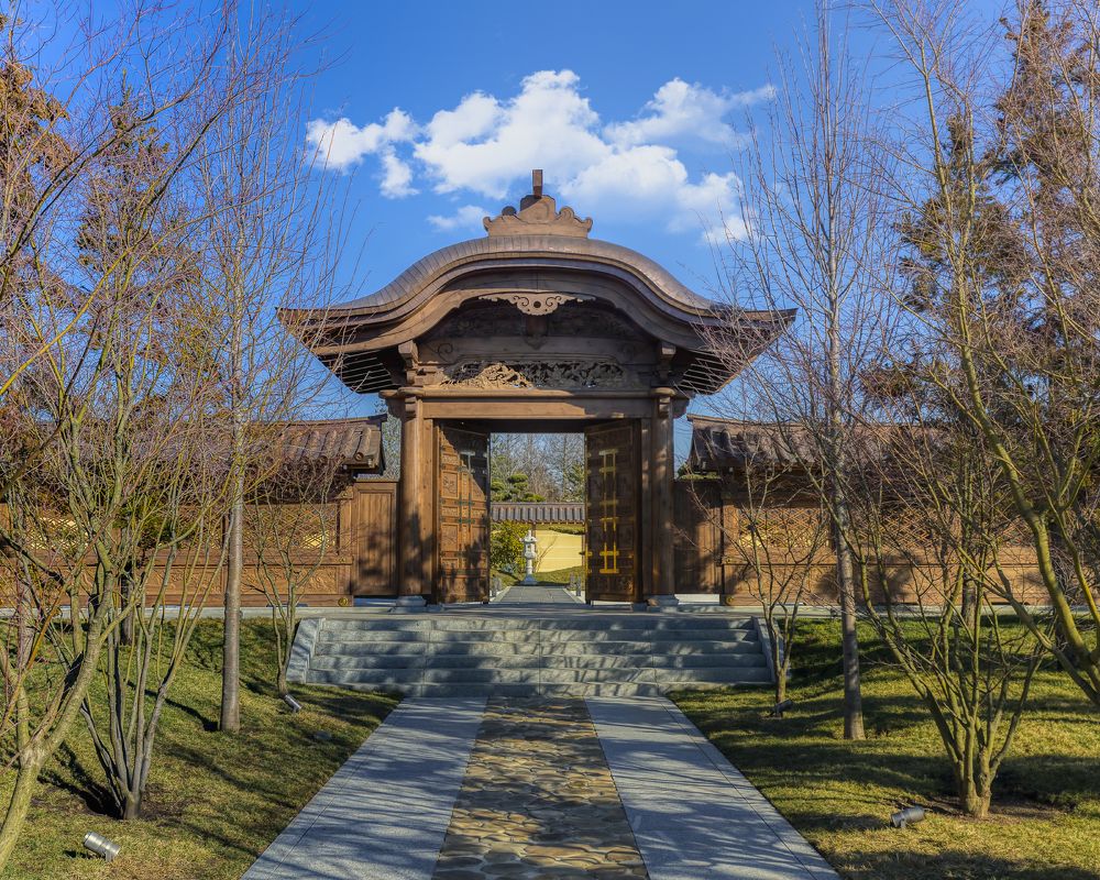 Ворота в японский сад