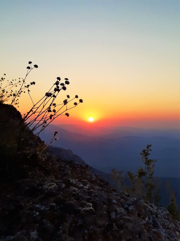 Рассвет на вершине Аленга, Южная Демерджи