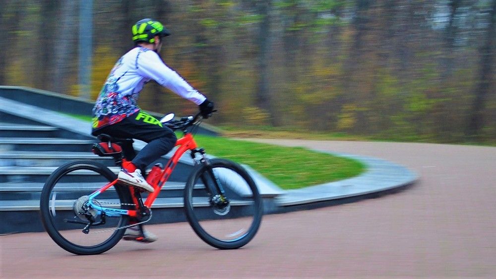 Велосипедист.