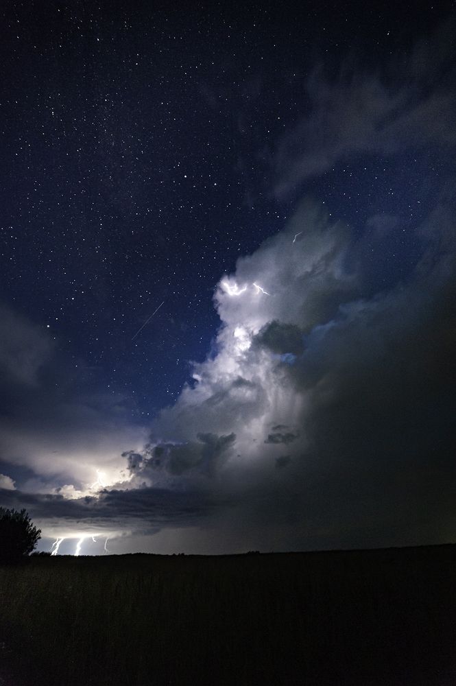 Гроза в поле.