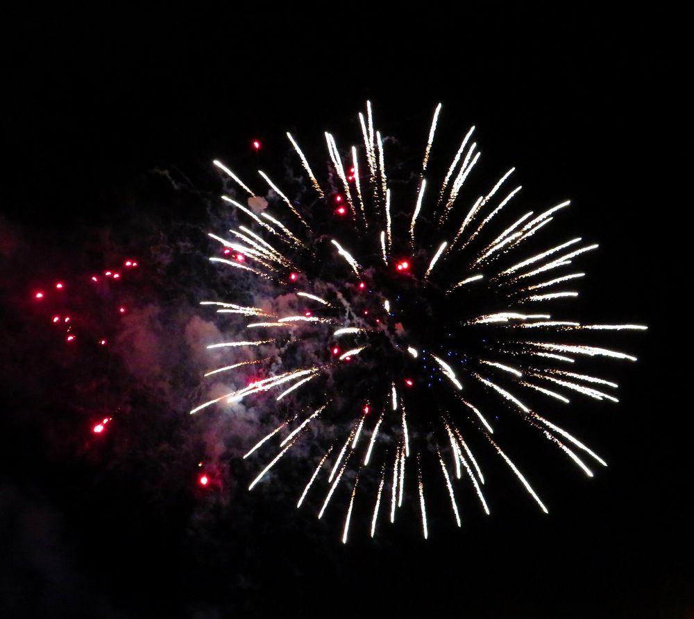 Праздничный залп