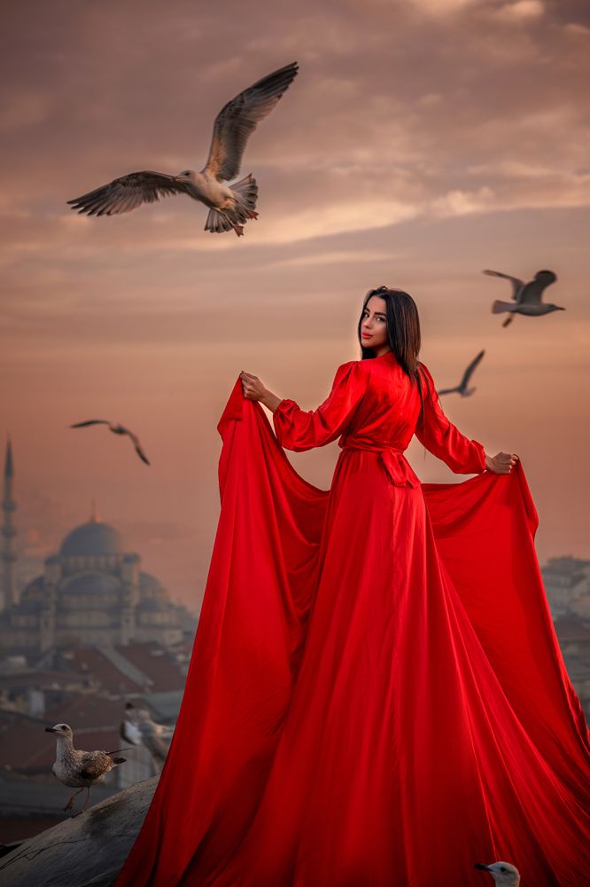 Photograph by Aleksandra Sheniigit