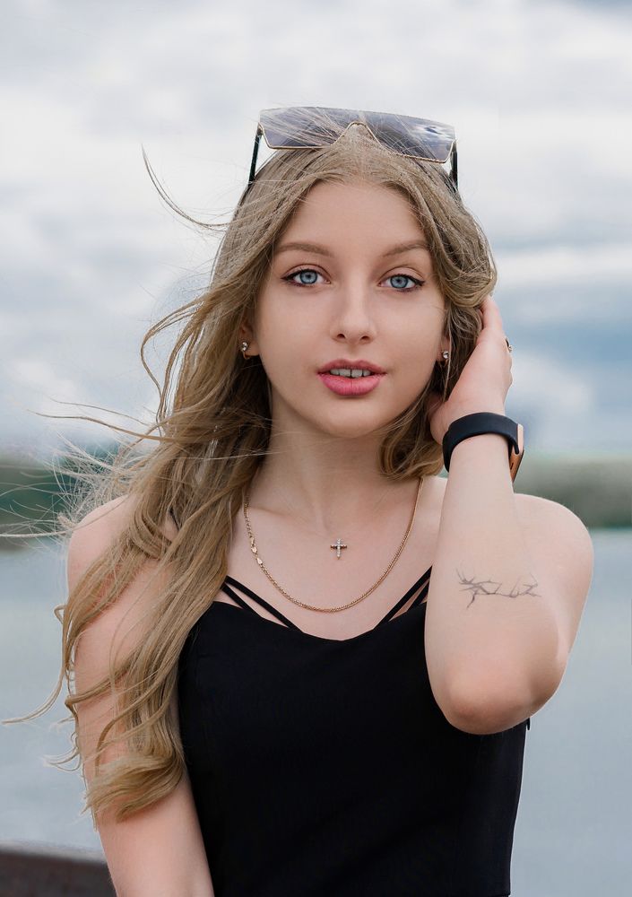 Фотография автора Максим Грибанов