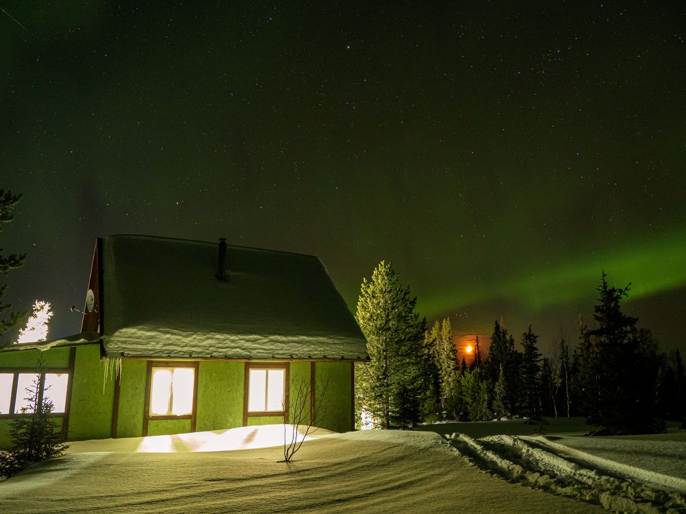 Сияние лунной ночью