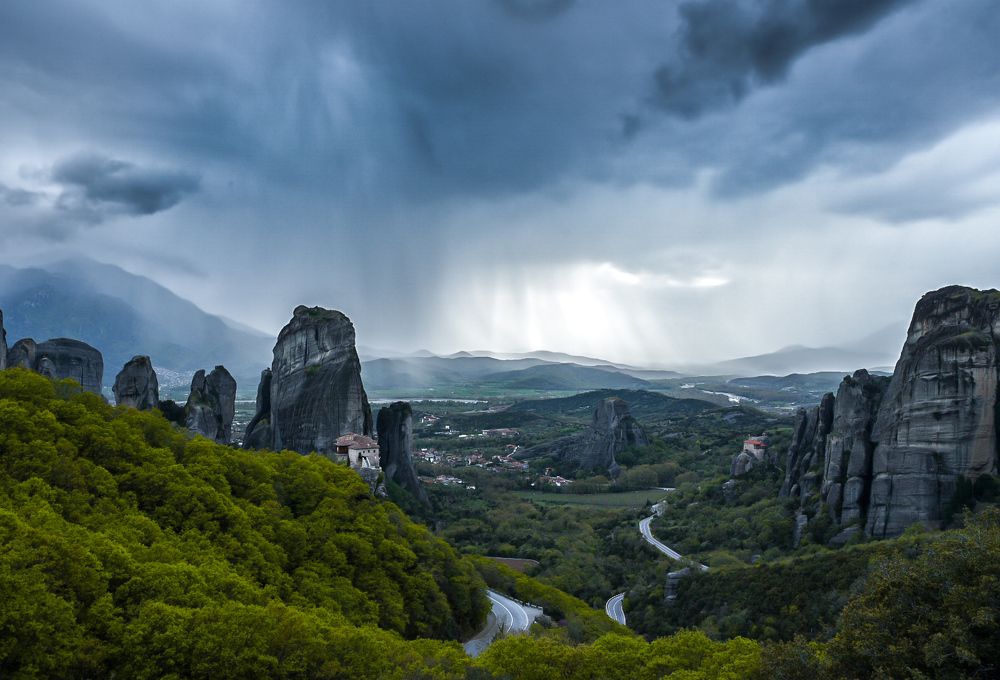 Photograph by Nikos Leonov