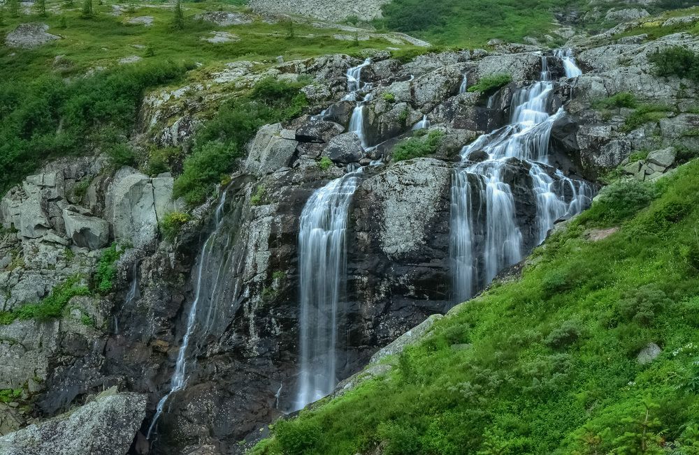 Горный водопад в Кузнецкому Алатау