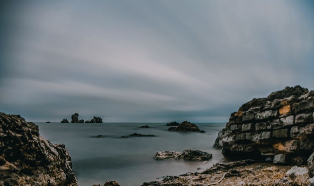 Змеиные скалы