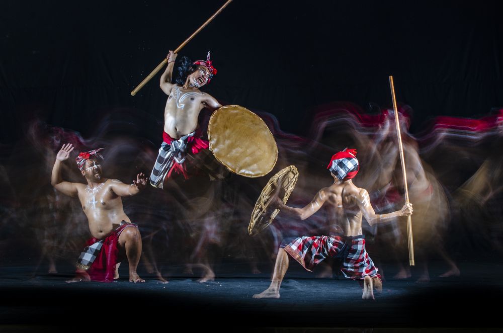 Gubug Ende Dance in Motion