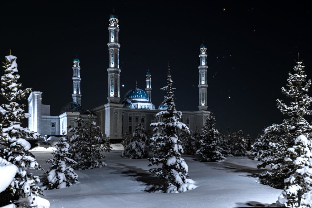 Фотография автора Евгений Бондарь