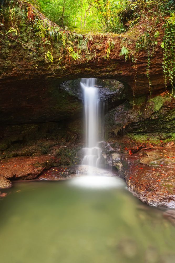 Deliklikaya Şelalesi