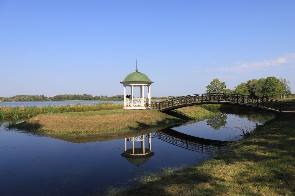 Photograph by LEONID DUBINA