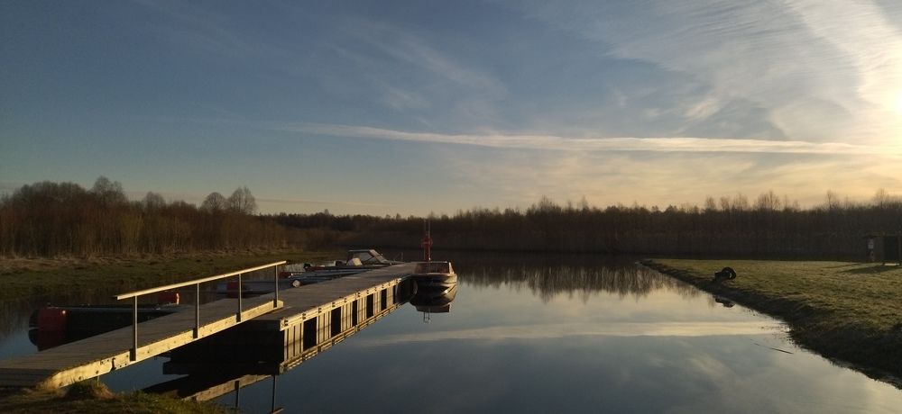 Рано утром на причале