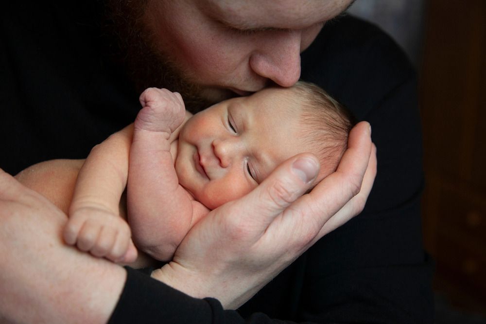 Первый папин поцелуй