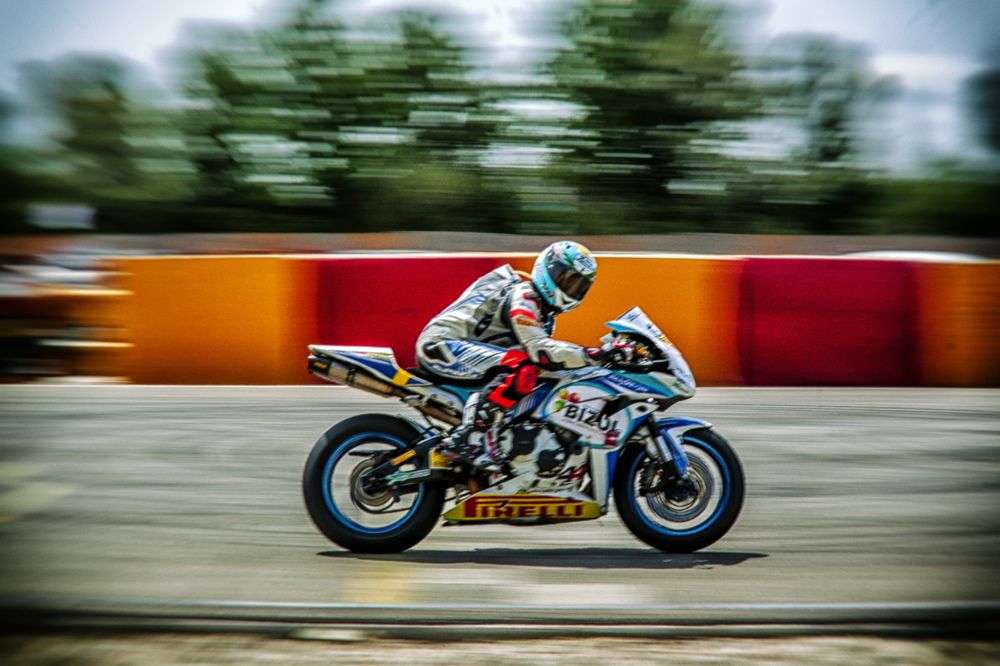 Photograph by DAMOUN POURNEMATI