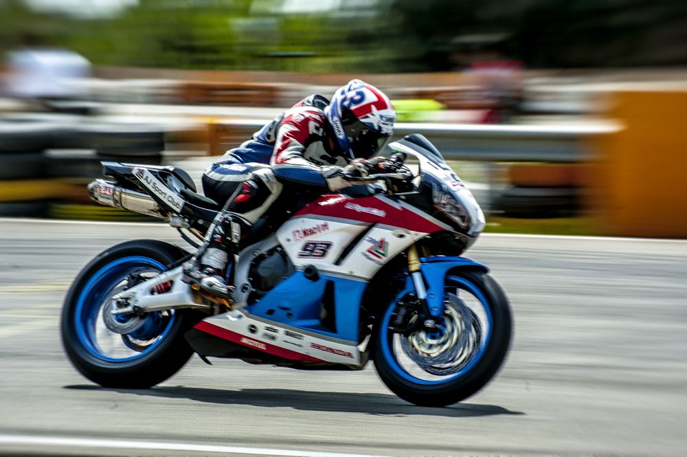 Photograph by DAMOUN POURNEMATI