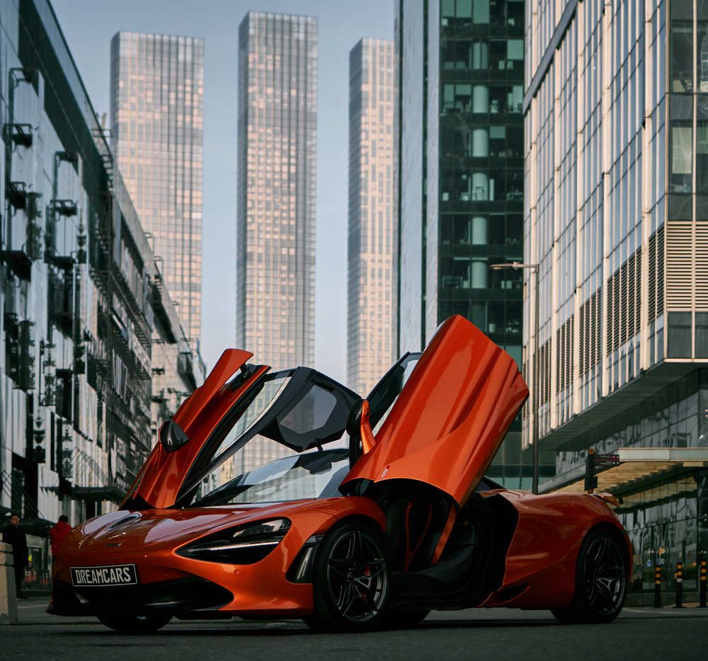 Photograph by Mikhail Khmelevskiy