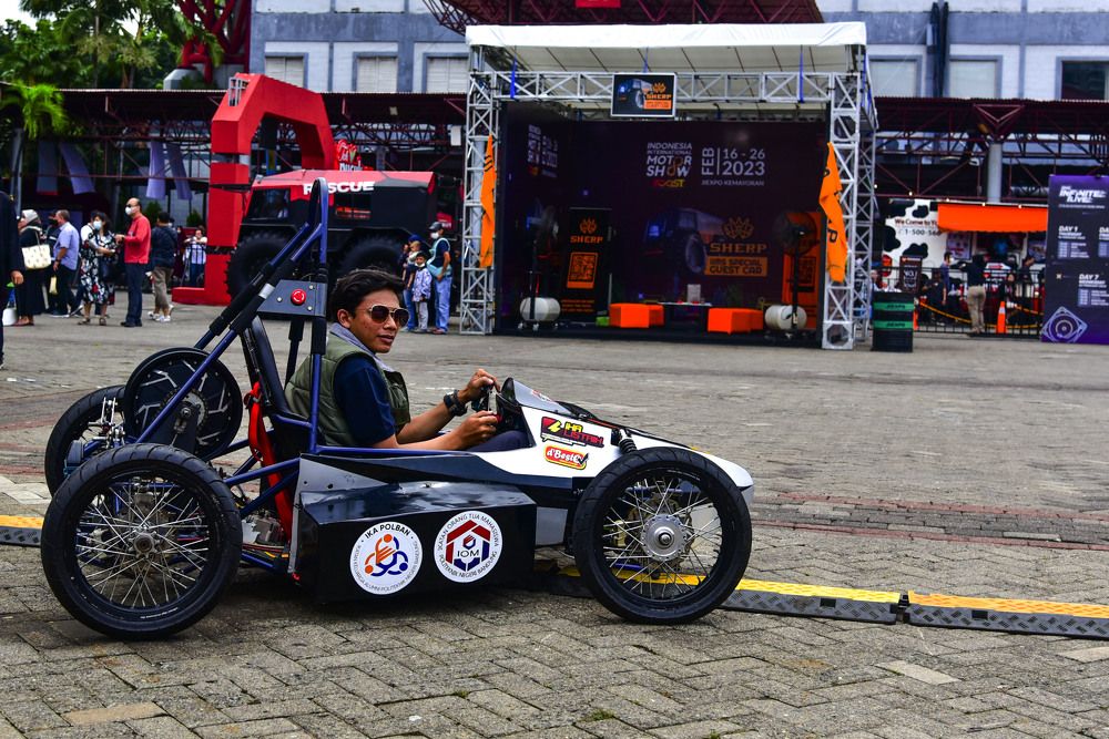 Photograph by Pujo Cahyono