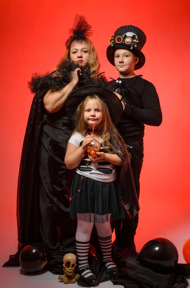 Семейка Адамс: русская версия