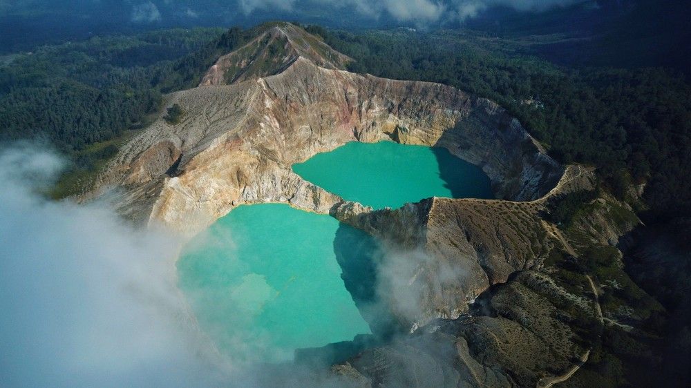 Photograph by Elena Poddubnaja