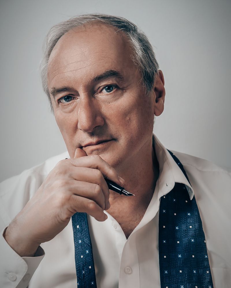 Photograph by Max Samadhi