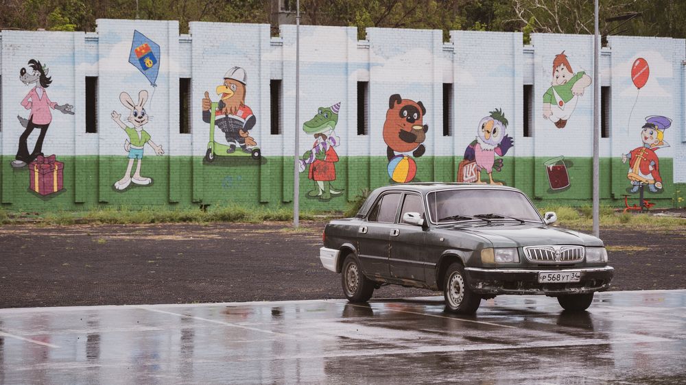 Волгоград, Волга, герои любимых мультфильмов