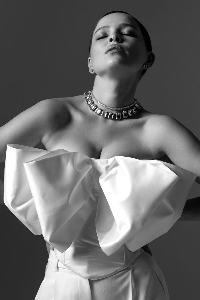 Прекрасная незнакомка