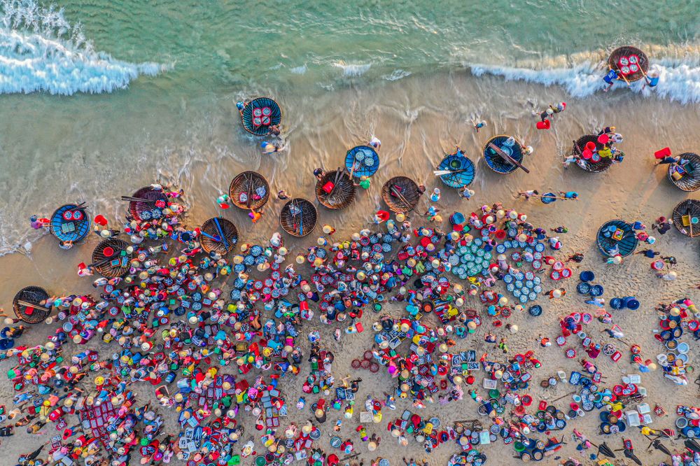 Photograph by Duong Le Thai