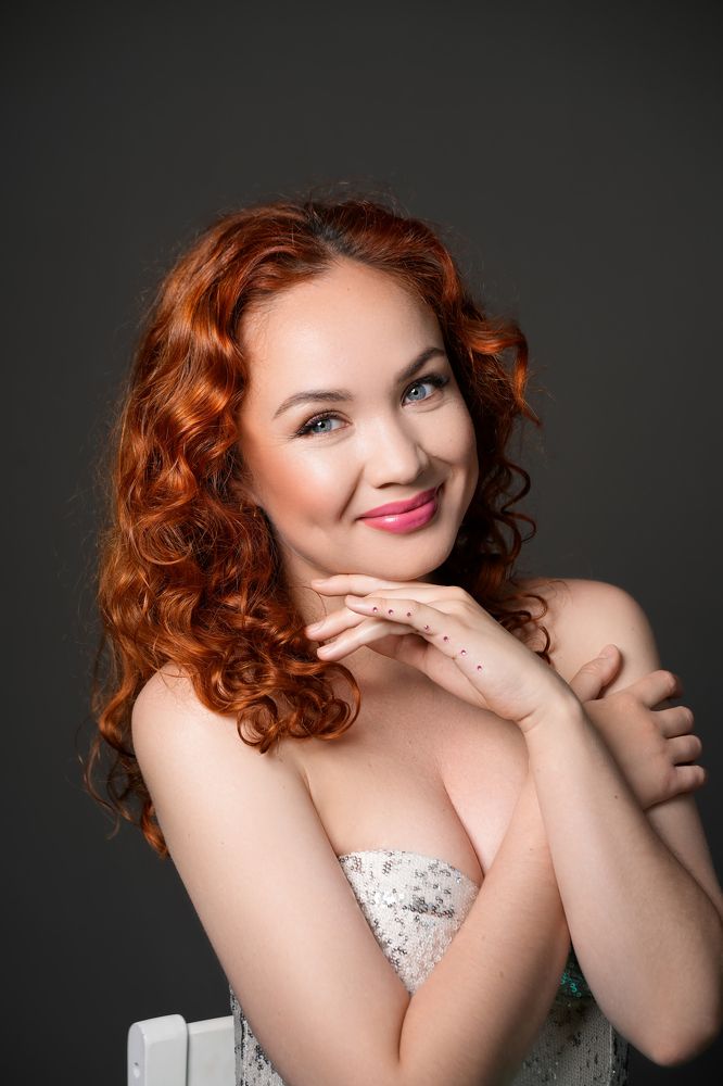 Фотография автора ЛАРА УСАЧЕВА