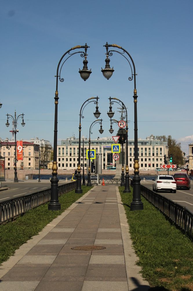На проспекте Чернышевского