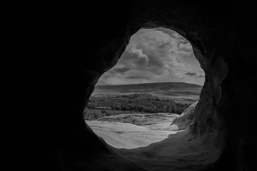 Грузия с черно-белым оттенком