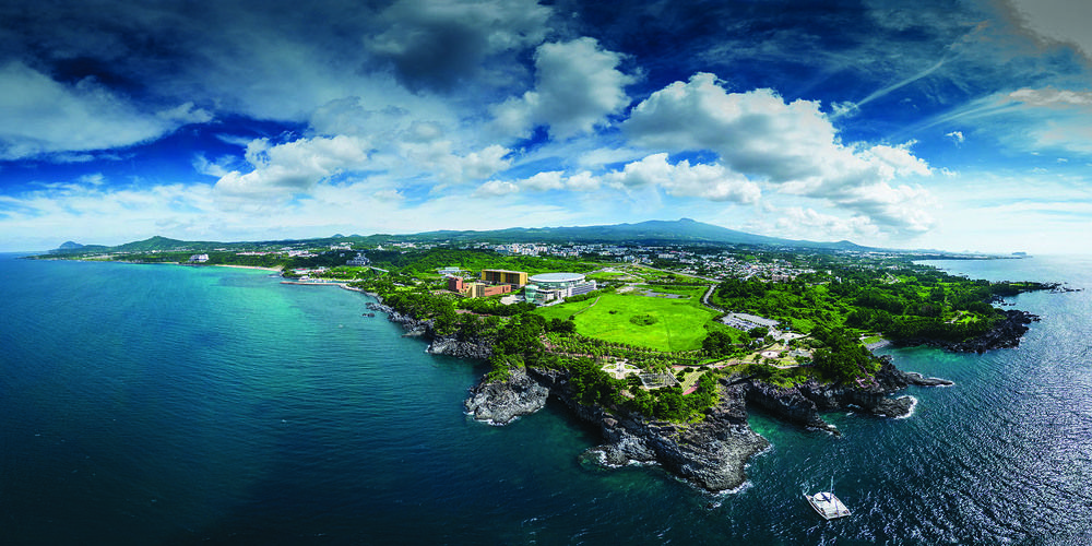 Photograph by LEE soon woo