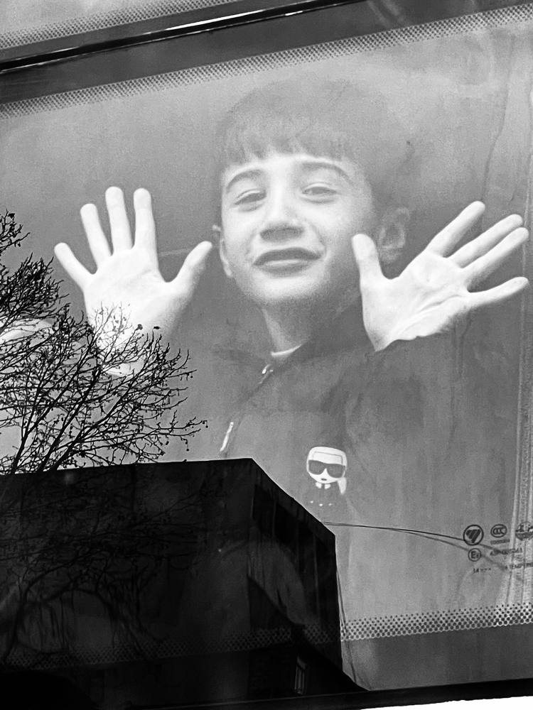 Photograph by Mariam Poltakhienti