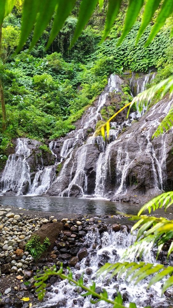 Photograph by Nyoman Yusa