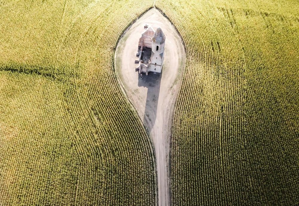 Photograph by Bence Gyenis