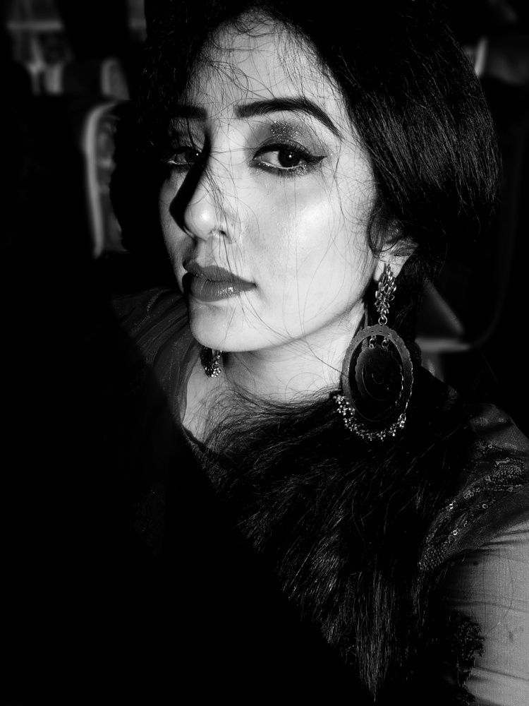 Фотография автора Lubna shaikh