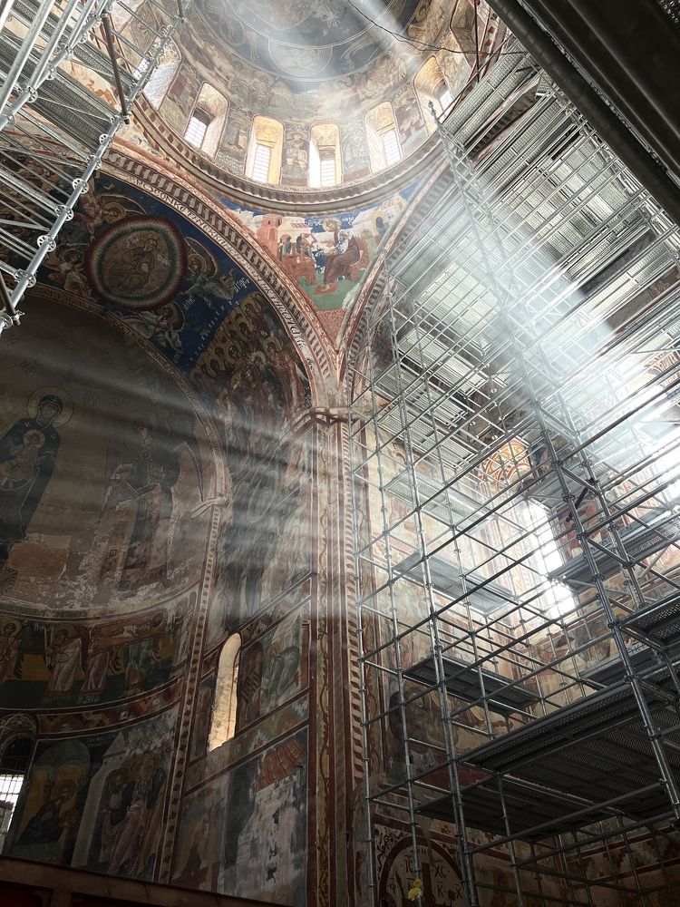 Photograph by Anastasiya Pismenskaya