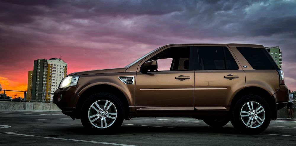 Photograph by Maxim Komissarov