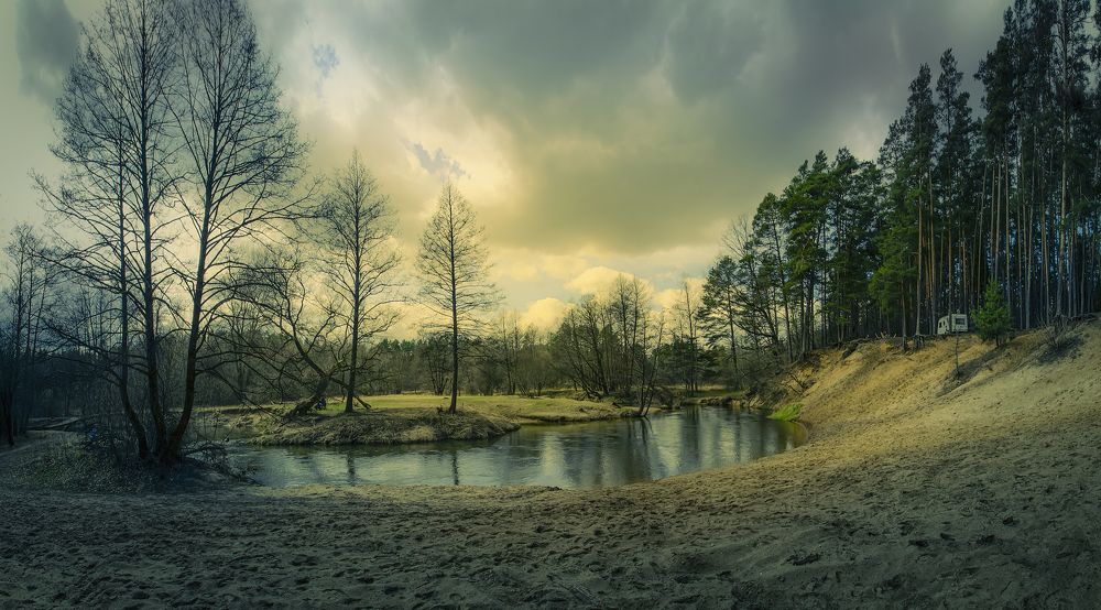 Апрель на реке Ислочь.