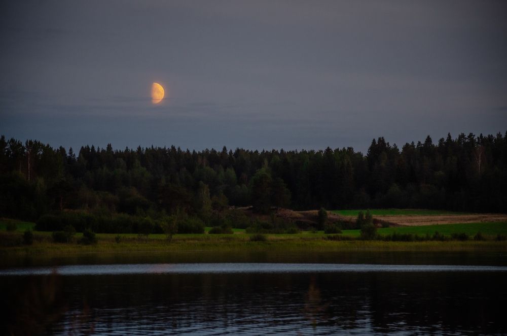 Карельская луна