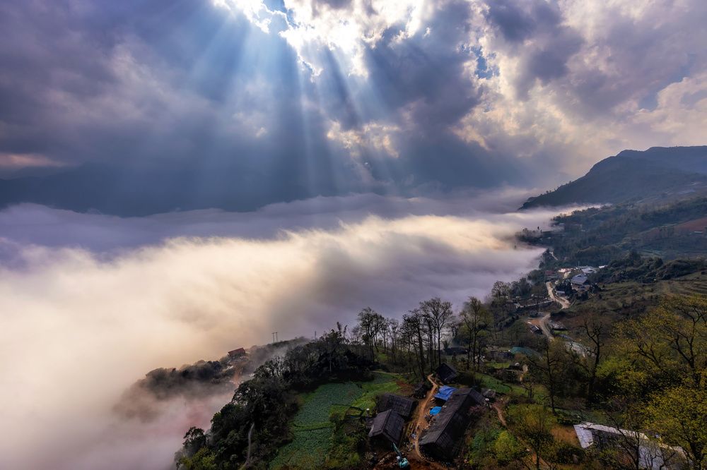 Photograph by Ba Hung Do