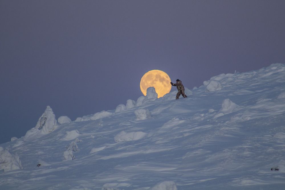 Как мы луну укатали.