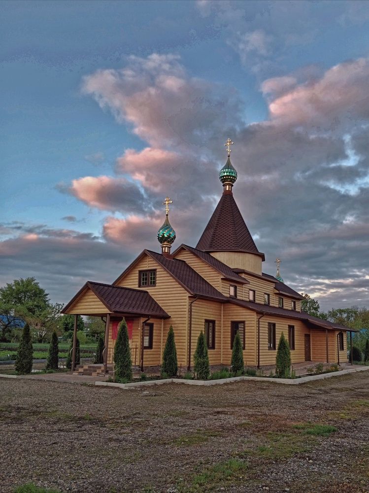 Храм Петра и Февронии Муромских