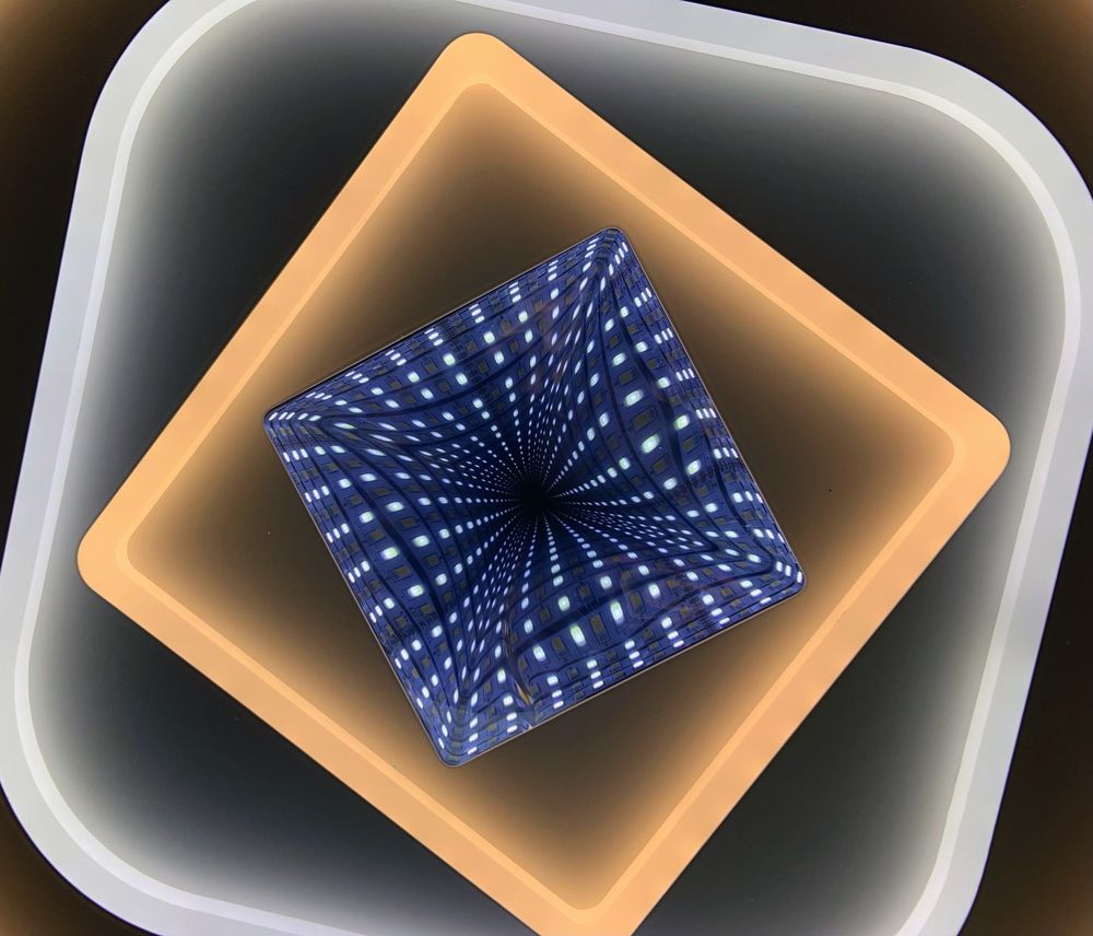 изнанка квадратного светильника